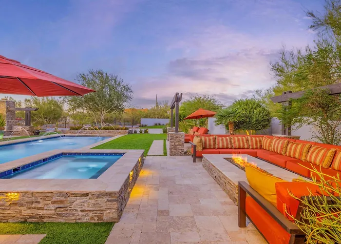 Luxury Estate, Heated Pool, Spa, Game Room,