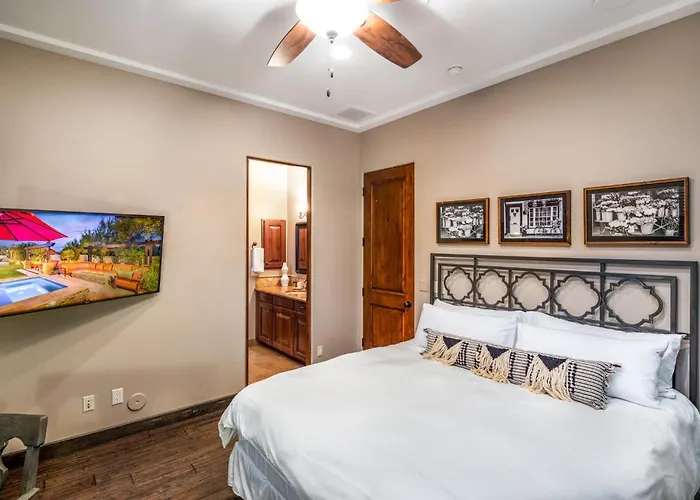 Luxury Estate, Heated Pool, Spa, Game Room, *